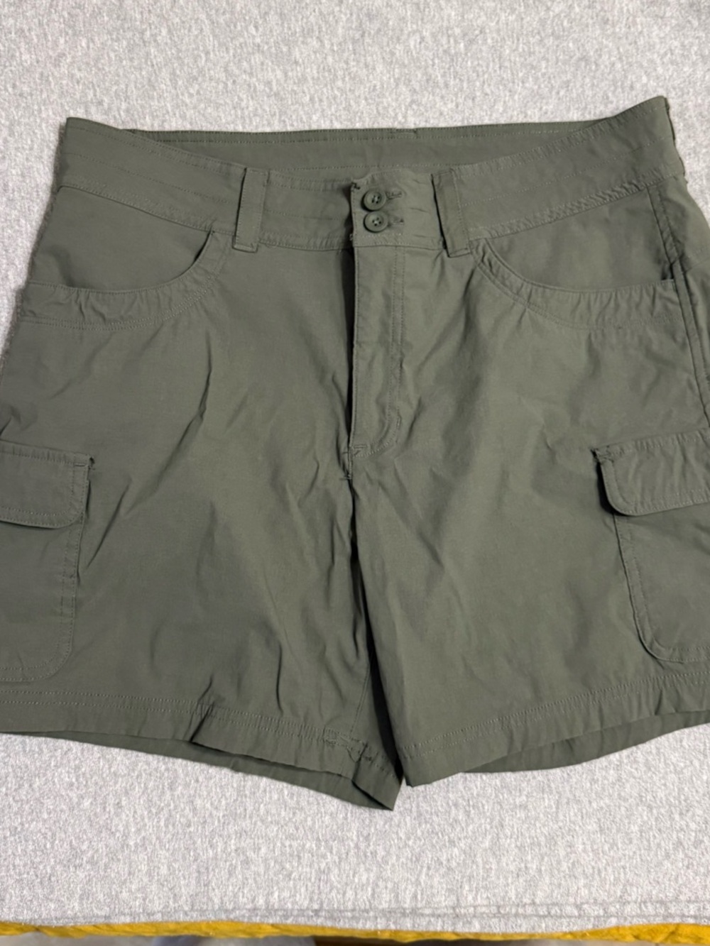 Eddie Bauer Olive Green Summer Trail Cargo Shorts
